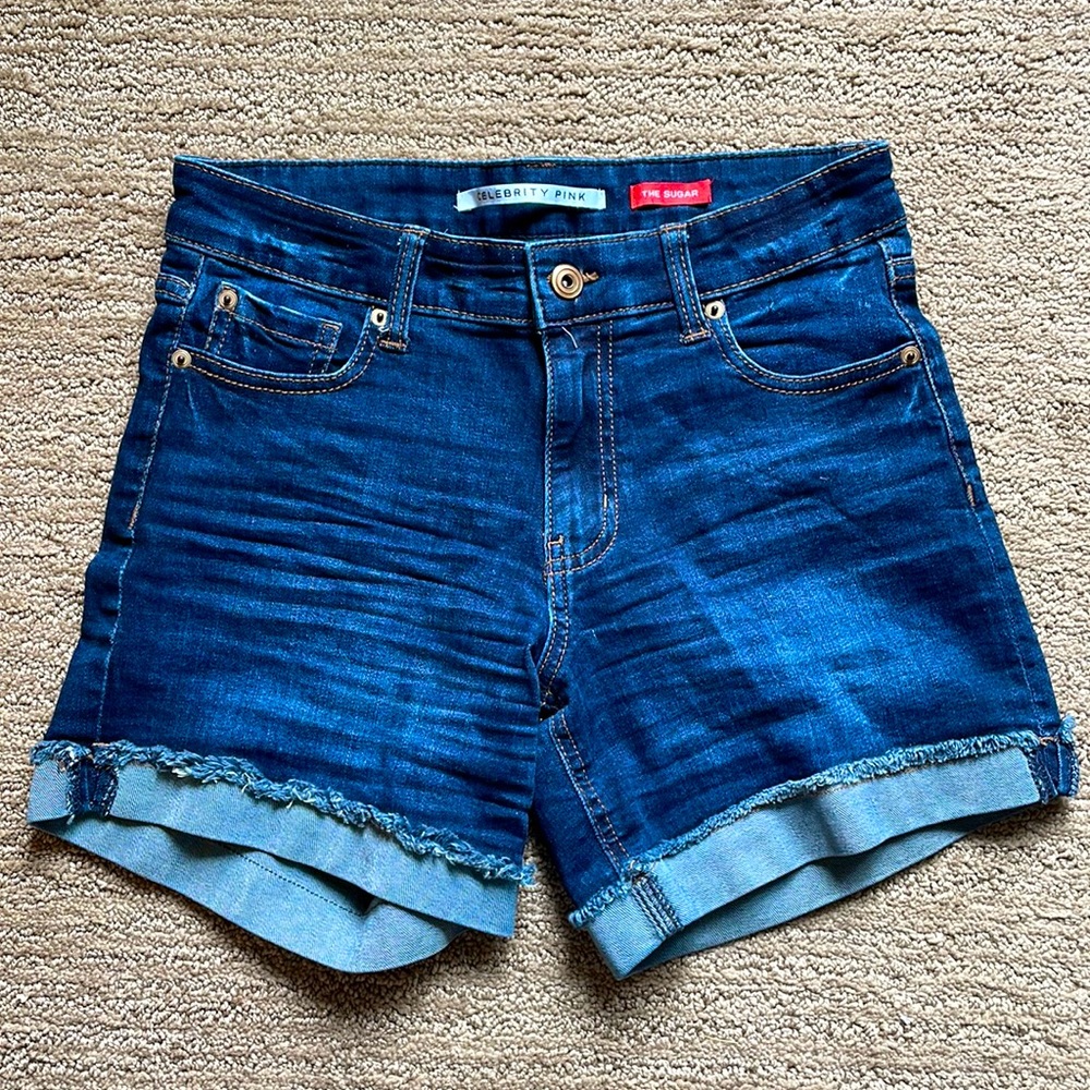 Women’s Celebrity Pink jean shorts—size 1/25